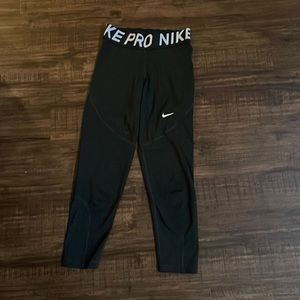 black cropped nike pro leggings with mesh youth small